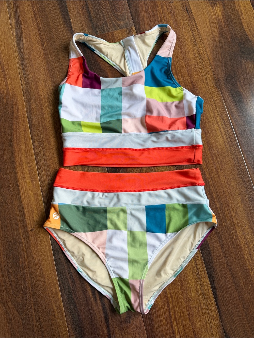 Nani Swimwear Bikini Racerback Sports Bra Back Zipper Colorblock S/M